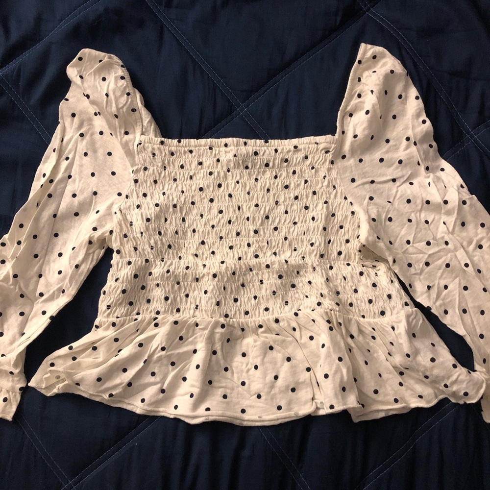 American Eagle polka dot top M